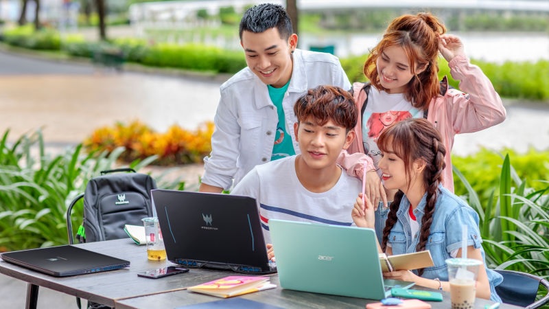 Laptop là thiết bị mỏng nhẹ, có tính di động cao