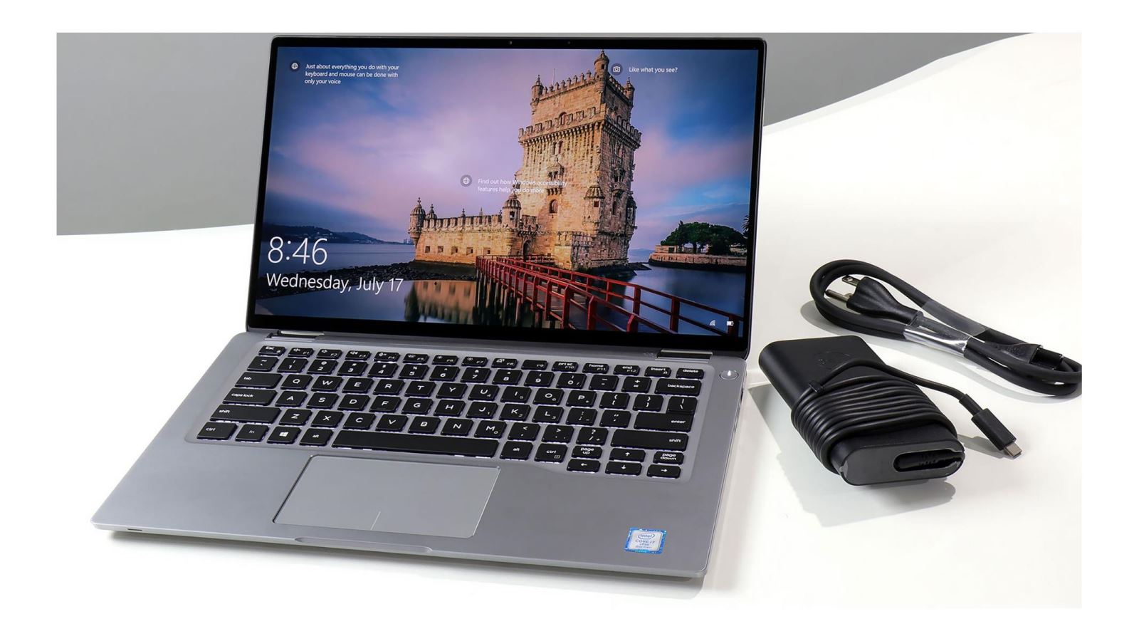 Notebook Se Dell 7400 - Một chiếc máy tính xách tay với thiết kế nhỏ gọn, thanh lịch