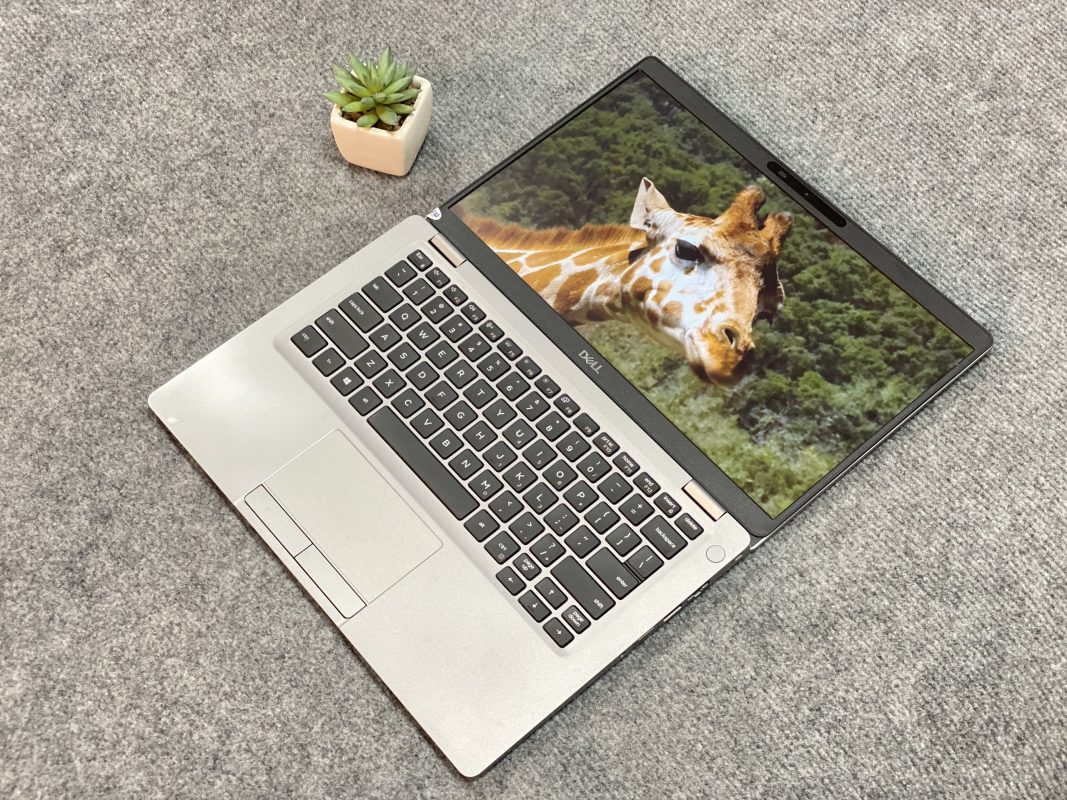 	Notebook Se DELL 5310 I7/1061U/16GB/256GB/FHD /13.3