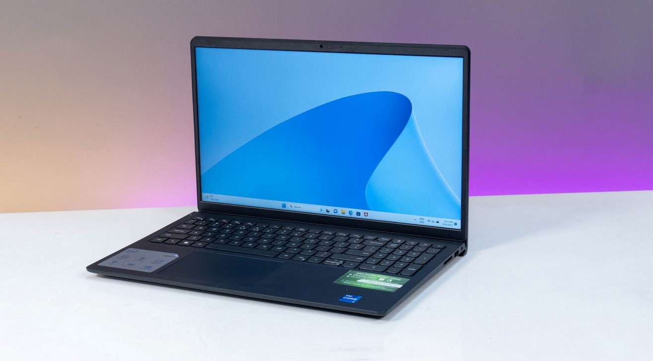 Dell Inspiron 15 3530 - Silver - 15.6 FHD WVA; i5-1335U; 16GB(8+8); 512GB SSD; VGA 2GB MX550; WF6 + BT5.0; Polyc; Win11H+ OfficeHS21; 1Y IH (N3530-N5I5489W1-SILVER)