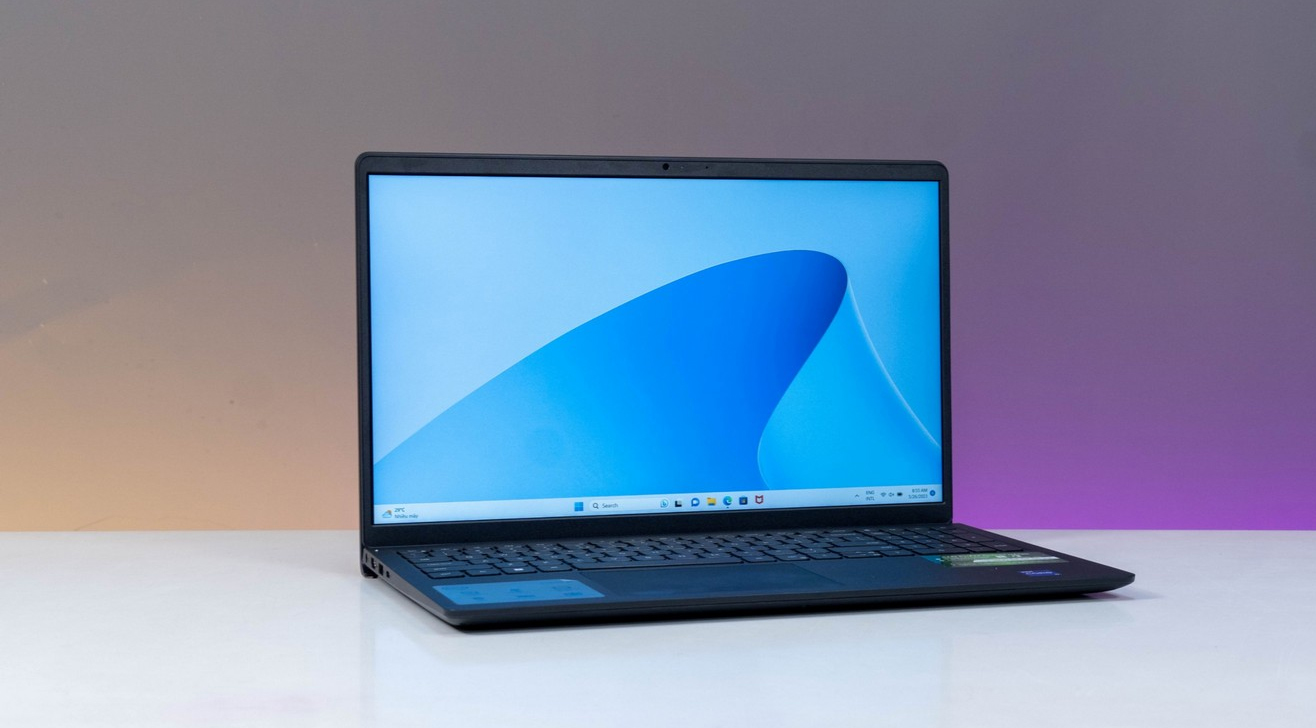 Dell Inspiron 15 3530 - Silver - 15.6 FHD WVA; i5-1335U; 16GB(8+8); 512GB SSD; VGA 2GB MX550; WF6 + BT5.0; Polyc; Win11H+ OfficeHS21; 1Y IH (N3530-N5I5489W1-SILVER)