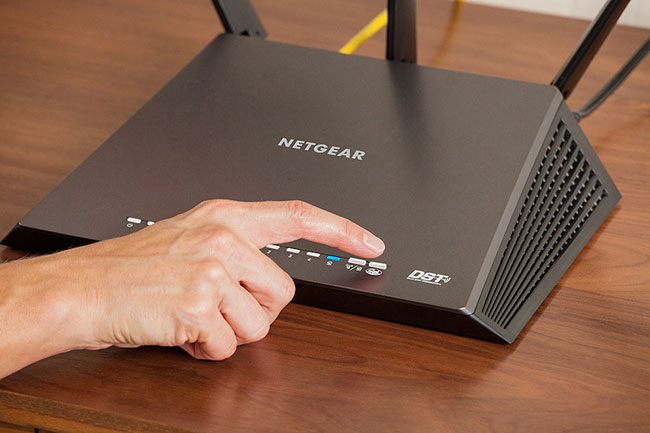 Khởi động lại Router 