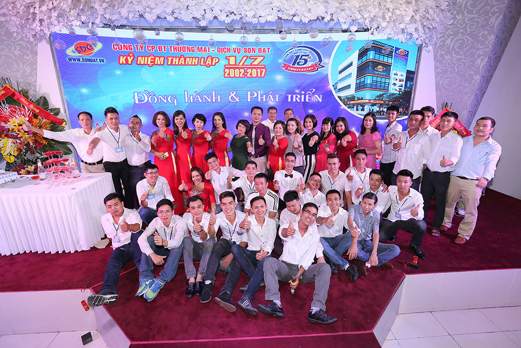 sơn Đạt kỷ niệm 15 năm Thành lập