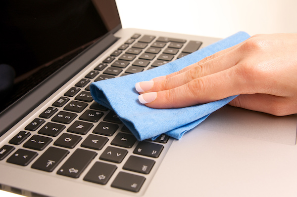 vệ sinh laptop chuyên nghiệp