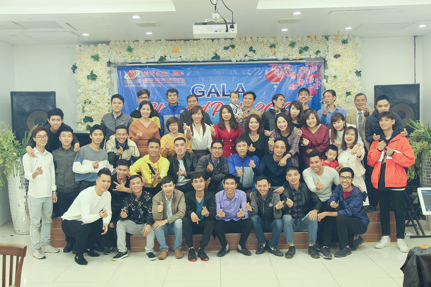 Tiệc tất niên 2019, chào xuân 2020